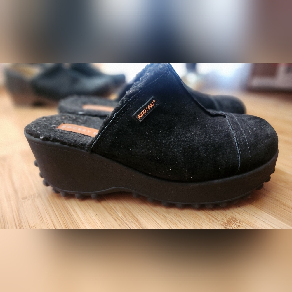 ROCKET DOG FRAN NUBUCK BLACK CLOG WOMEN’S SIZE 8.5 like new 3 inch heels no box.